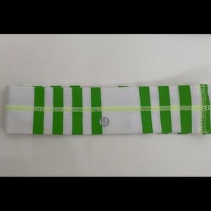 Lululemon sports headband